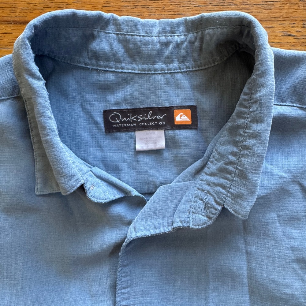 Quiksilver Waterman Collection Mens Blue Embroidered Short Sleeve Button Shirt M - Picture 3 of 9